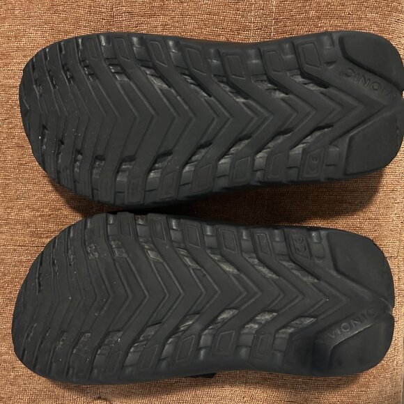 Vionic Rebound Black Women's Sandals - Picture 4 of 5